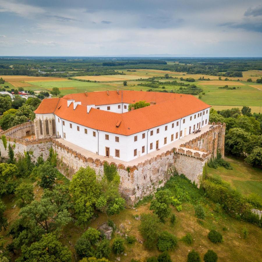 Holiday Apartmanhaz Harkány Extérieur photo